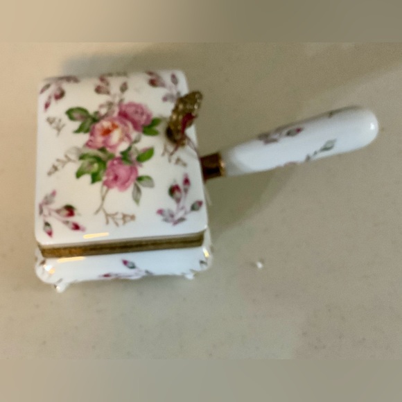 Unlisted Items - Picture 11 of 15